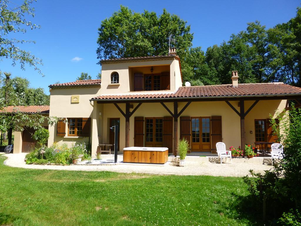 Maison de Vacances MACOU 2 Capdrot Exterior foto