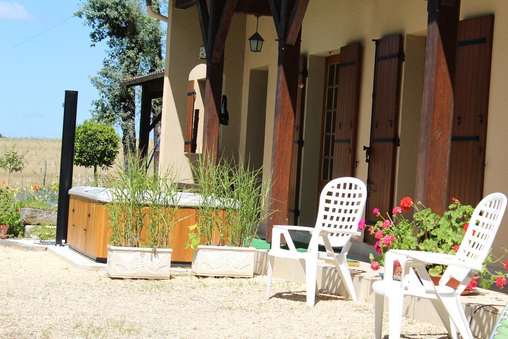 Maison de Vacances MACOU 2 Capdrot Exterior foto