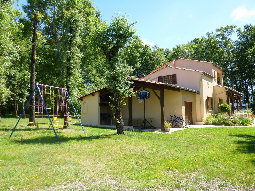 Maison de Vacances MACOU 2 Capdrot Exterior foto